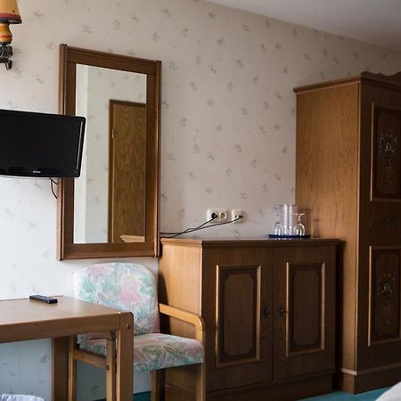 Pohl'S Rheinhotel Adler Санкт-Гоарсгаузен Екстер'єр фото