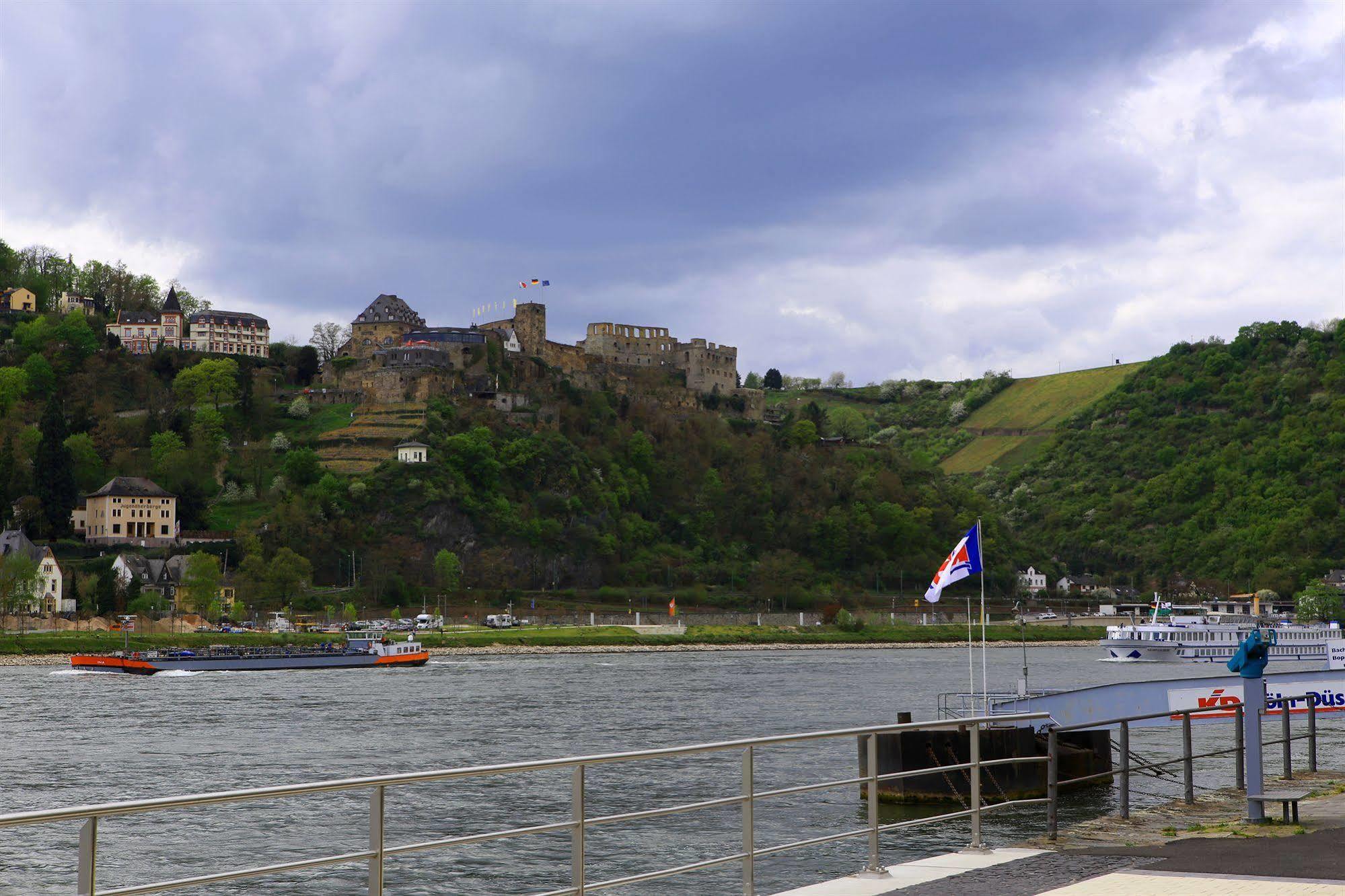 Pohl'S Rheinhotel Adler Санкт-Гоарсгаузен Екстер'єр фото